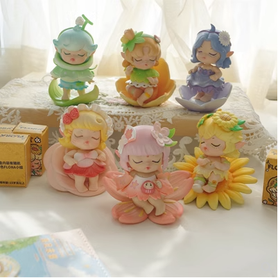 Flora Garden Dreams Flower Elf 2 Series Toy