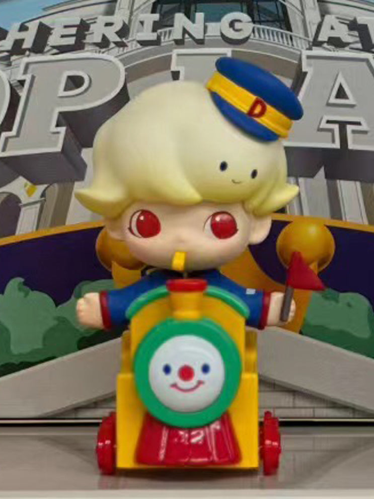 Gathering at the Pop Land Series Toy – arkboxing
